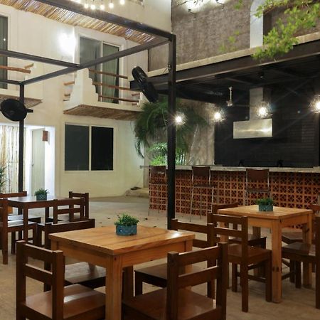 Lucky Duck Pj Hotel Cancun Bagian luar foto